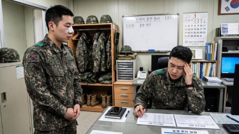 Ripoti: Wanajeshi wa Gen Z Korea Kusini Wafanya Upasuaji wa Urembo Wakati wa Likizo.