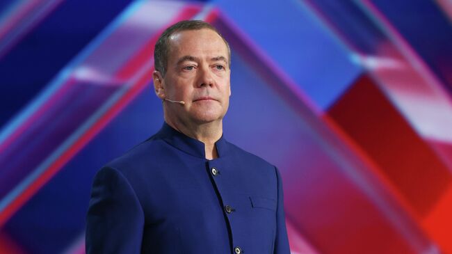 Medvedev: Malumbano ya Marekani na Ulaya ni ushindi mkubwa kwa Urusi