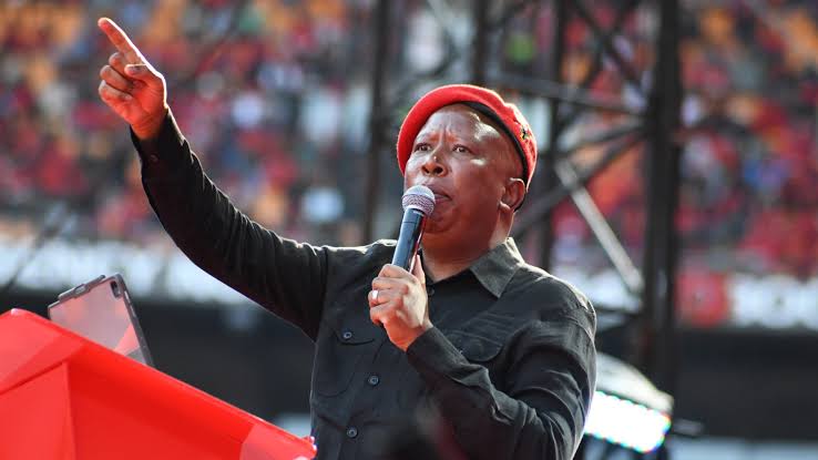 Julius Malema Ahoji Kwanini Mnangagwa (rais wa Zimbabwe) Alinusurika Corona Ila Sio Magufuli