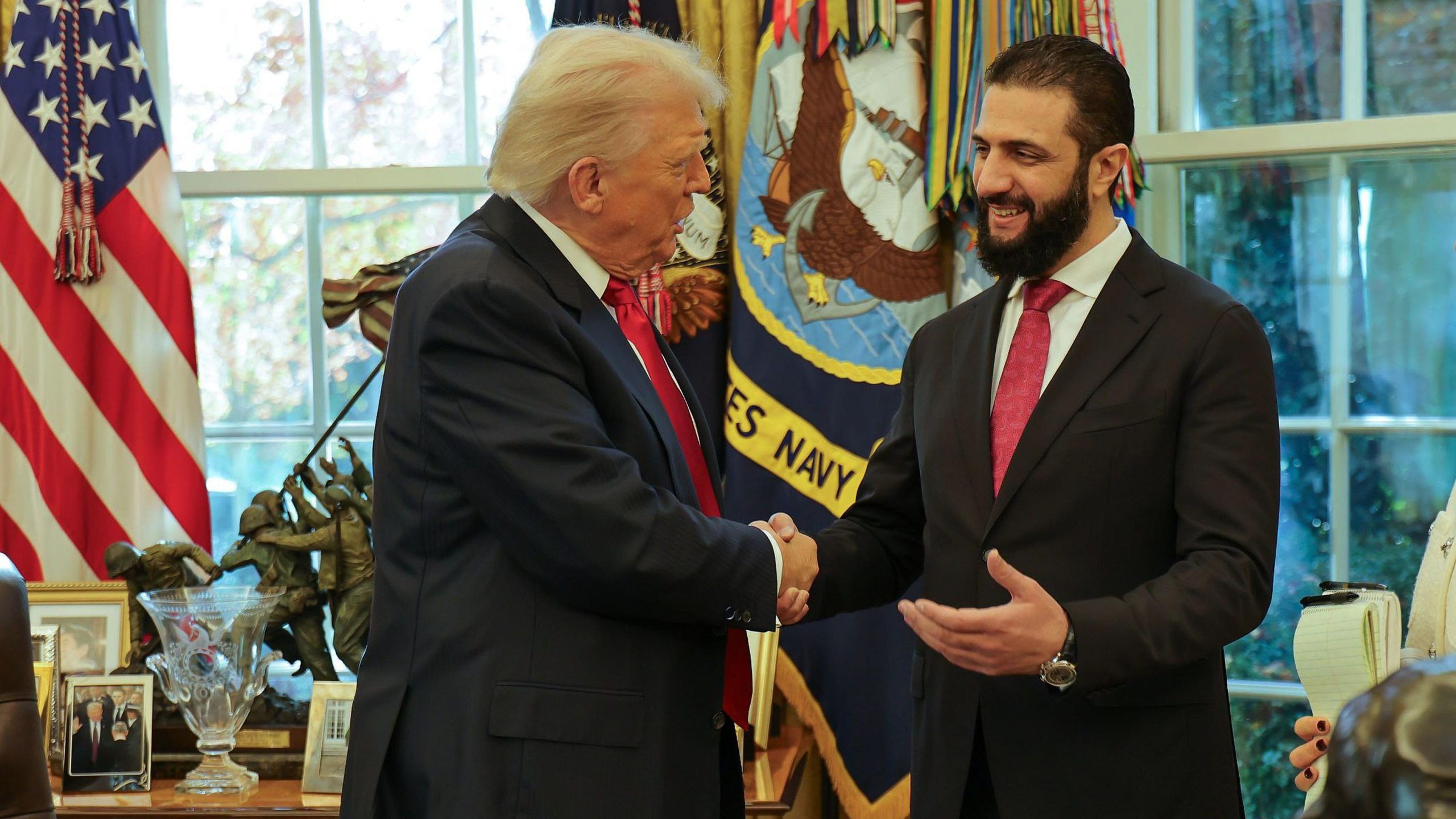 “SYRIA ITAWAFAGIA!”: Trump Aishauri Israel Kuiachia Syria Jukumu la Kupambana na Hezbollah