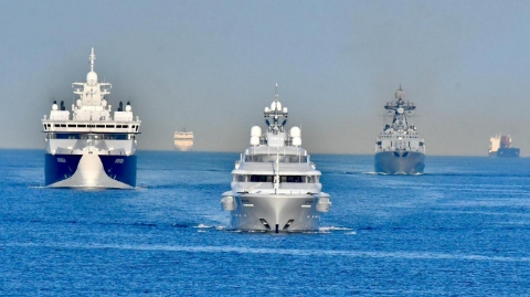 Yacht ya Kifalme ya Putin Yakimbilia Kaskazini kwa Hifadhi
