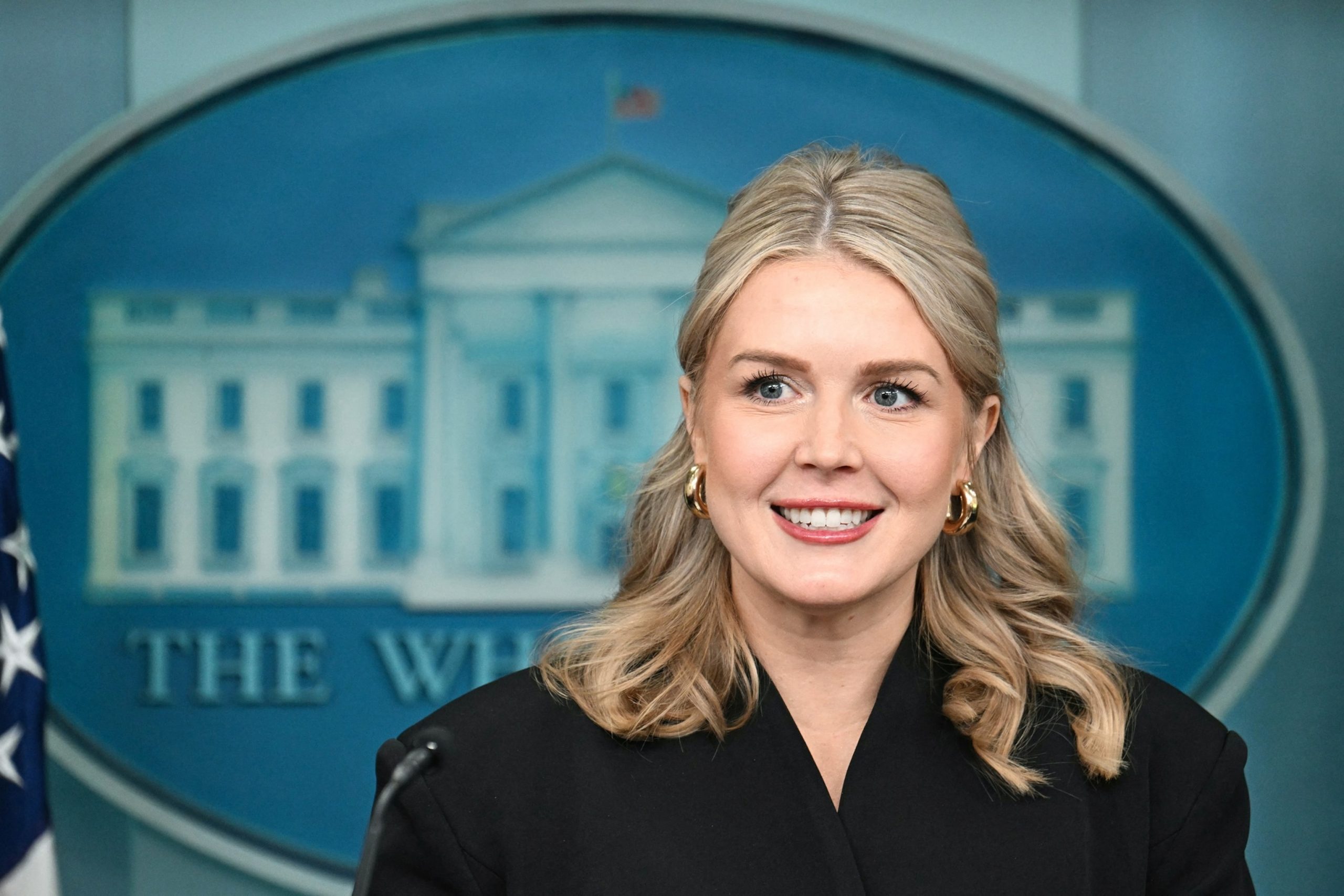 Karoline Leavitt, msemaji au pambo la sera kali za Trump ?