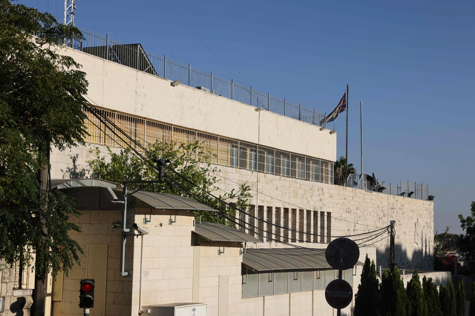 Israel Yaamuru Ubalozi Mdogo wa Uingereza Jerusalem Mashariki Kufungwa